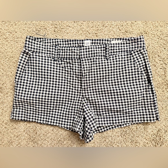 GAP Black and White Bermuda Shorts Classic Gingham - Picture 1 of 2